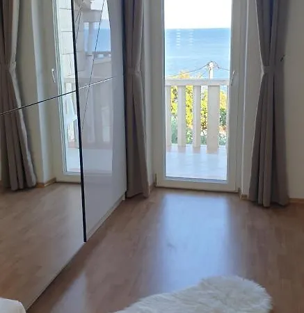 Sole Apartment *