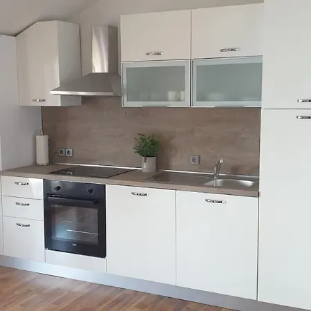 Sole Apartment Sumartin